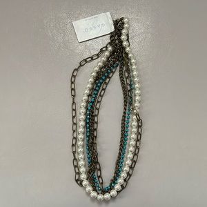 Beautiful Pearl, turquoise and brass coloured Necklace.